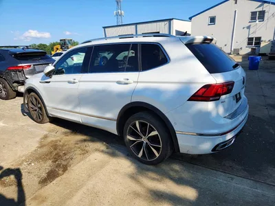 2022 VOLKSWAGEN TIGUAN SEL R-LINE, фото 2, лот 10830024