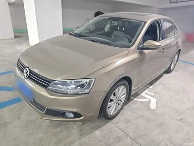 2014 Volkswagen Sagitar Facelift 1.6L Manual Leading Version, фото 1, лот 10459682