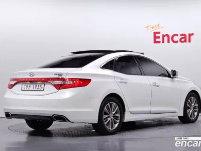 2015 Hyundai Grandeur HG220 Diesel Modern, фото 2, лот 10513970
