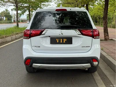 2018 Mitsubishi Outlander 2.0L 2WD Glory Edition 5-seater, фото 3, лот 10340320