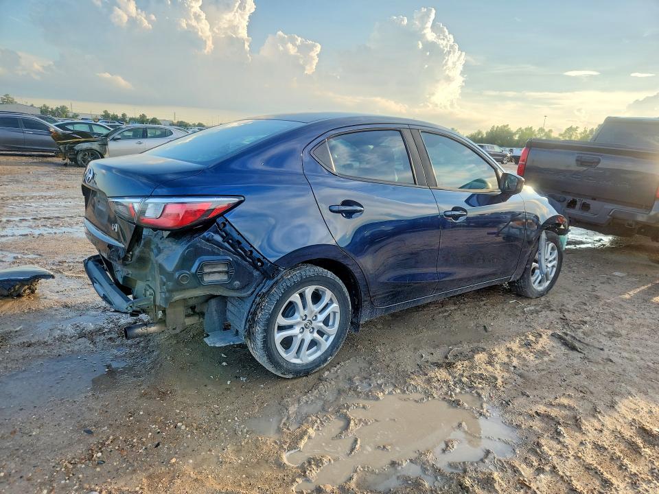 2016 SCION IA BASE, фото 3, лот 10880417