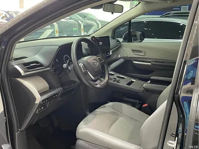 2024 Toyota Granvia 2.5L Hybrid Comfort, фото 4, лот 10280987