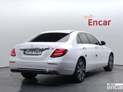 2020 Mercedes-Benz E-Class E300e 4MATIC Exclusive, фото 1, лот 10072344