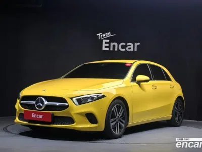 2022 Mercedes-Benz A-Class A220 Hatchback, фото 1, лот 10162423