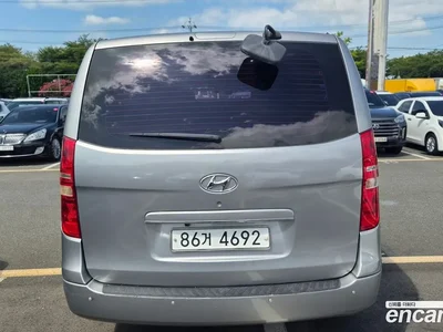 2013 Hyundai Starex 5-Seater VAN, фото 2, лот 11182419