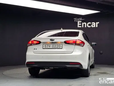 2017 Kia K3 Trendy, фото 4, лот 10231120