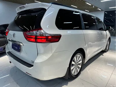 2015 Toyota Sienna 3.5L 4WD L, фото 4, лот 10274531