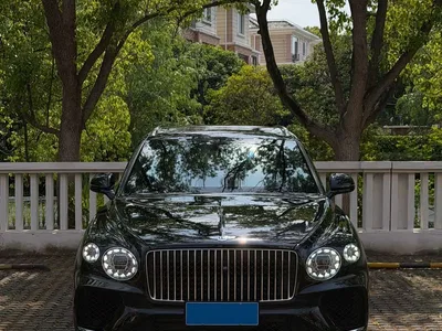 2023 Bentley Bentayga, фото 2, лот 10242901