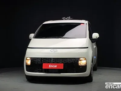 2023 Hyundai Staria Cargo 3-Seater, фото 2, лот 10056943
