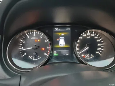 2017 Nissan Qashqai 2.0L CVT Luxury Edition China VI, фото 4, лот 10347548