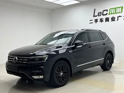 2018 Volkswagen Tiguan L 380TSI Automatic AWD Luxury Edition, фото 2, лот 10461792