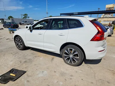2022 VOLVO XC60 B5 MOMENTUM, фото 2, лот 11561108