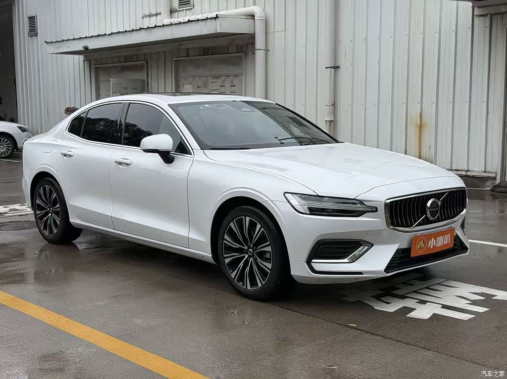 2023 Volvo S60 B4 Smart Vision Luxury Edition, фото 3, лот 11204796