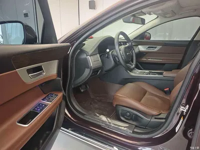 2020 Jaguar XFL 2.0T P250 4WD Premium Edition, фото 4, лот 10360432