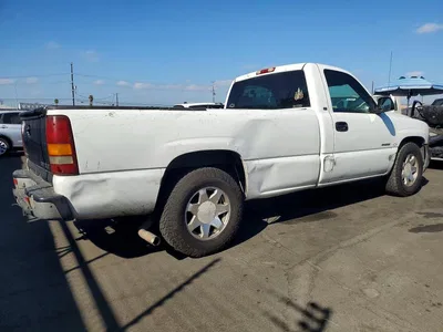 2001 CHEVROLET SILVERADO C1500, фото 3, лот 10979301