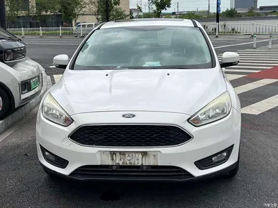 2018 Ford Focus Hatchback Classic 1.6L Automatic Trend Smart Edition, фото 2, лот 10293419