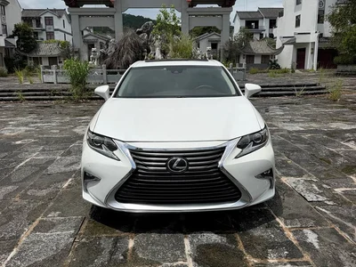 2015 Lexus ES 200 Comfort Edition, фото 2, лот 10314050
