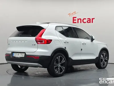 2021 Volvo XC40 B4 Inscription, фото 2, лот 10212284