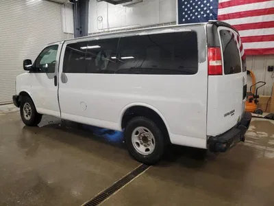 2012 GMC SAVANA G2500 LS, фото 2, лот 10810600