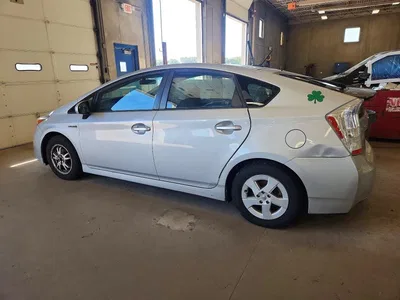 2010 TOYOTA PRIUS III, фото 2, лот 10498179