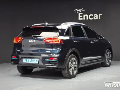 2022 Kia Niro Prestige, фото 1, лот 10079100