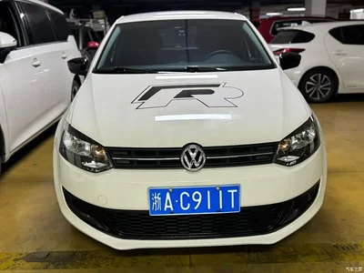 2013 Volkswagen Polo 1.4L Manual Trend Edition, фото 2, лот 10481578