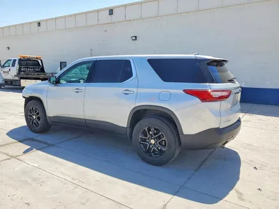 2020 CHEVROLET TRAVERSE LS, фото 2, лот 10666312