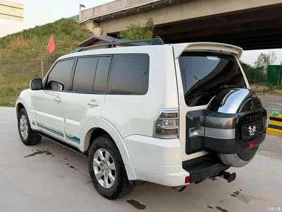 2019 Mitsubishi Pajero (Import) 3.0L Auto Standard Version, фото 3, лот 10340101