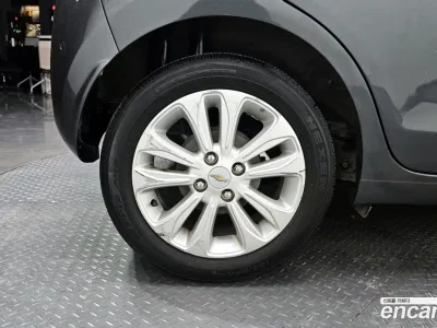 2017 Chevrolet Spark LTZ, фото 4, лот 10076745