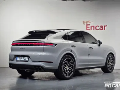 2025 Porsche Cayenne 3.0 E-Hybrid Coupe, фото 2, лот 10225247