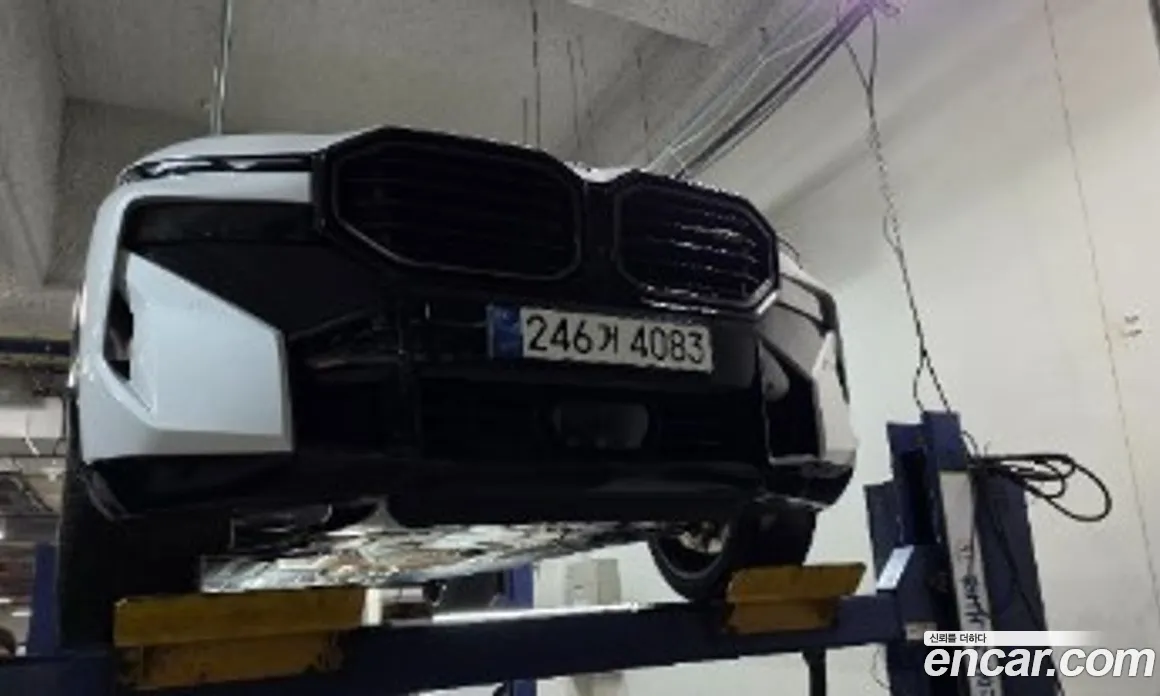 2023 BMW XM 4.4, фото 1, лот 11210687