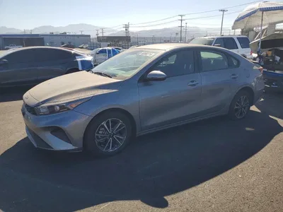 2024 KIA FORTE LXS, фото 1, лот 10775539