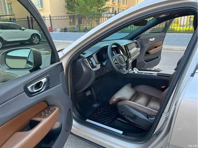 2023 Volvo XC60 B5 AWD Smart Elite Luxury, фото 4, лот 10365901