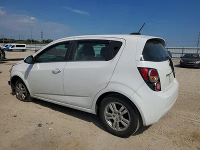 2015 CHEVROLET SONIC LT, фото 2, лот 10713084