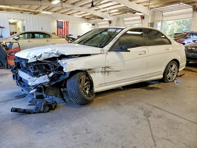 2013 MERCEDES-BENZ C 300 4MATIC, фото 1, лот 10960520