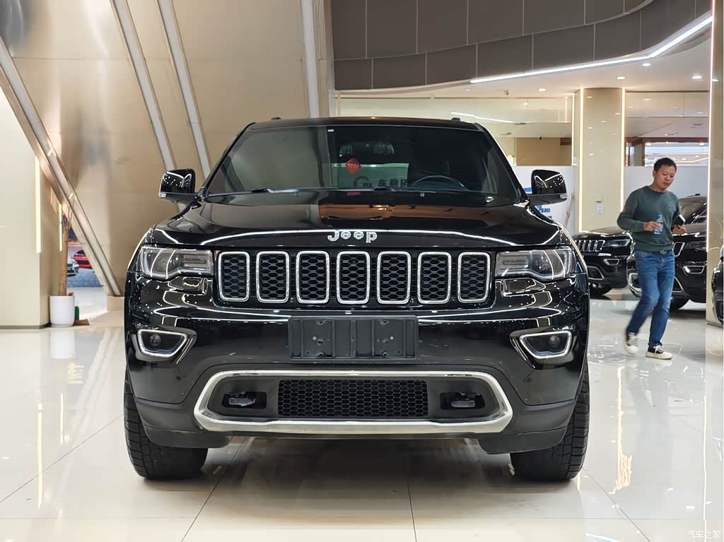 2020 Jeep Grand Cherokee (Import) 3.6L Elite Navigation Edition, фото 2, лот 11216023