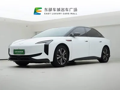 2024 Hongqi EH7 Model 820 Pro, фото 1, лот 11215393