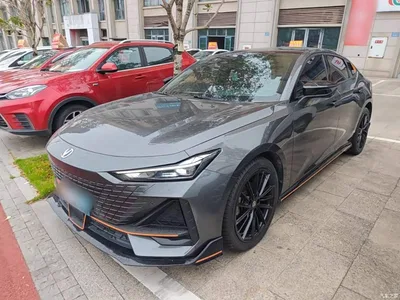 2023 Changan UNI-V 1.5T Sport Edition, фото 1, лот 10434778