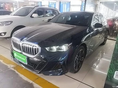 2025 BMW 5 Series 530Li Leading M Sport Package, фото 2, лот 11225390