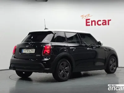 2023 Mini Cooper 5Door Classic, фото 2, лот 10211927