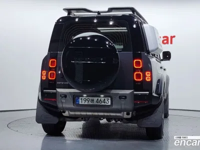 2025 Land Rover Defender 110 P300 X-Dynamic SE, фото 4, лот 10111418