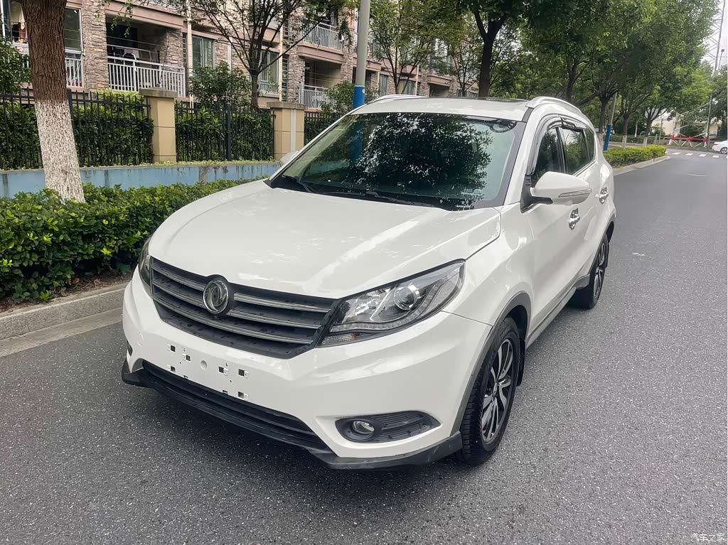 2017 Dongfeng Fengguang 580 1.5T Manual Luxury Version, фото 1, лот 10829537