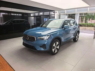 2025 Volvo XC40 B3 Smart Elite Luxury Edition, фото 1, лот 10351951