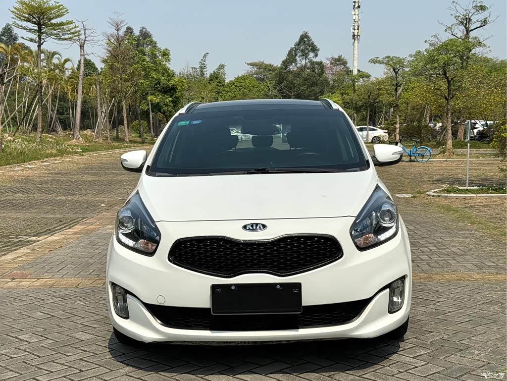 2013 Kia Carens 2.0L 5-seat Auto Comfort (China V), фото 2, лот 11211236