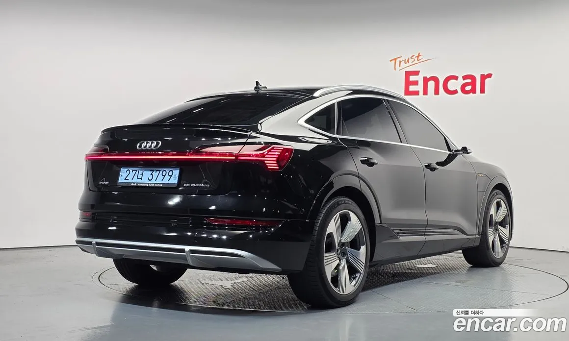 2022 Audi e-tron 55 Quattro Sportback, фото 2, лот 10221487