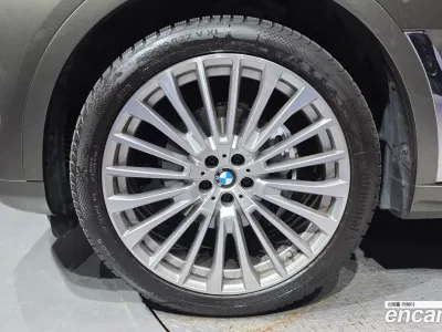 2022 BMW X7 xDrive 40i Design Pure Excellence 6-Seater, фото 4, лот 10080001