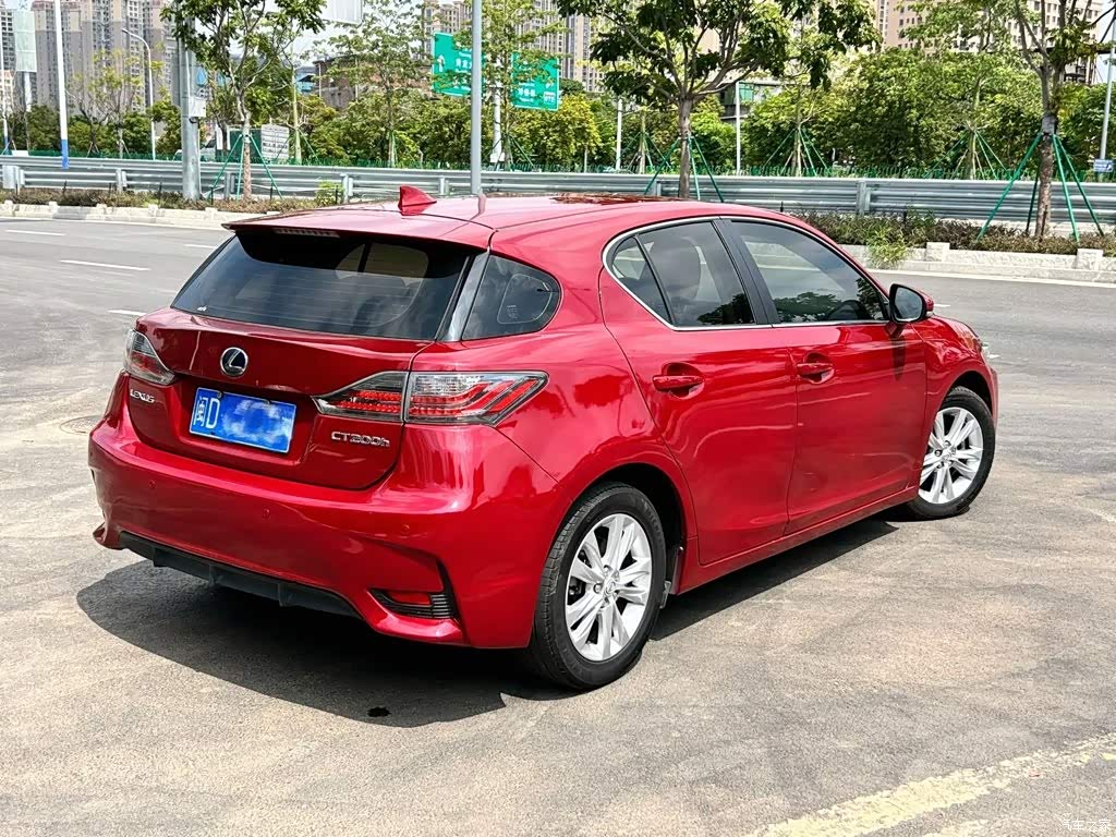 2014 Lexus CT CT200h Elite Monochrome, фото 4, лот 11183821