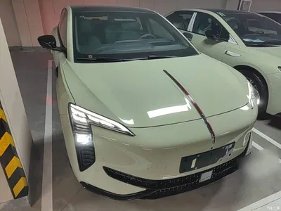 2025 Hongqi EH7 690 Smart Selection Edition, фото 4, лот 10360486