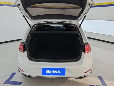 2018 Volkswagen Golf 230TSI Automatic Comfort, фото 4, лот 11502075