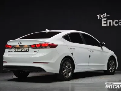 2017 Hyundai AVANTE 1.6 GDI Smart, фото 1, лот 10227634